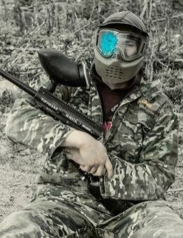 Gra w paintball