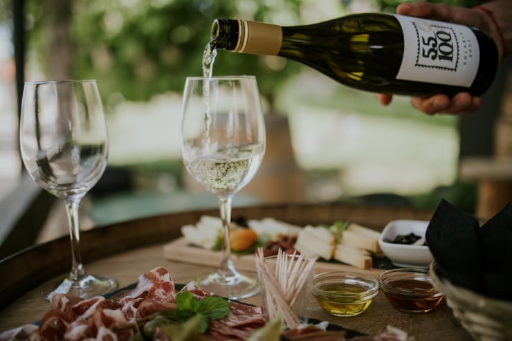 Wino w kieliszku