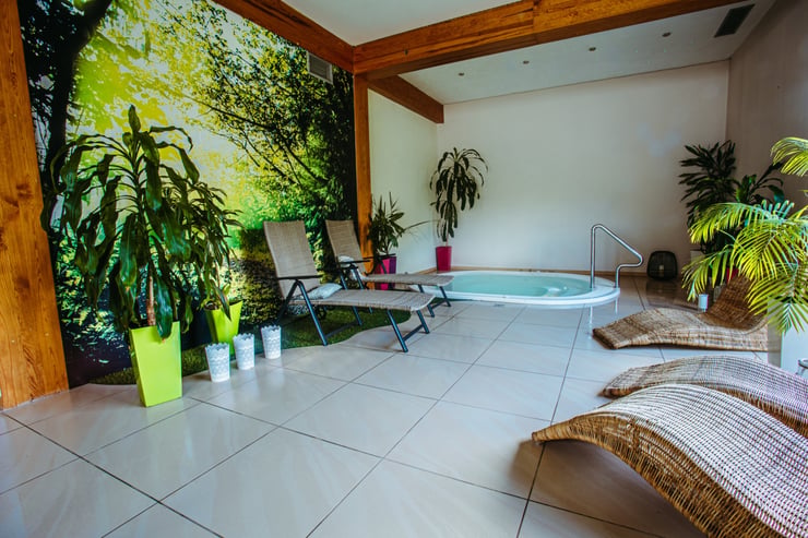 jacuzzi